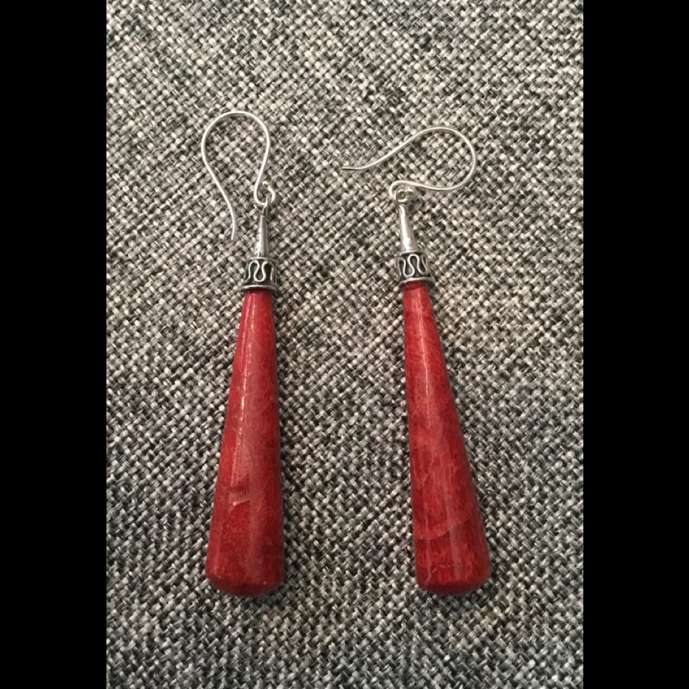 Sponge Coral Earrings.  NWT